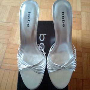 BEBE HEELES SIZE 10